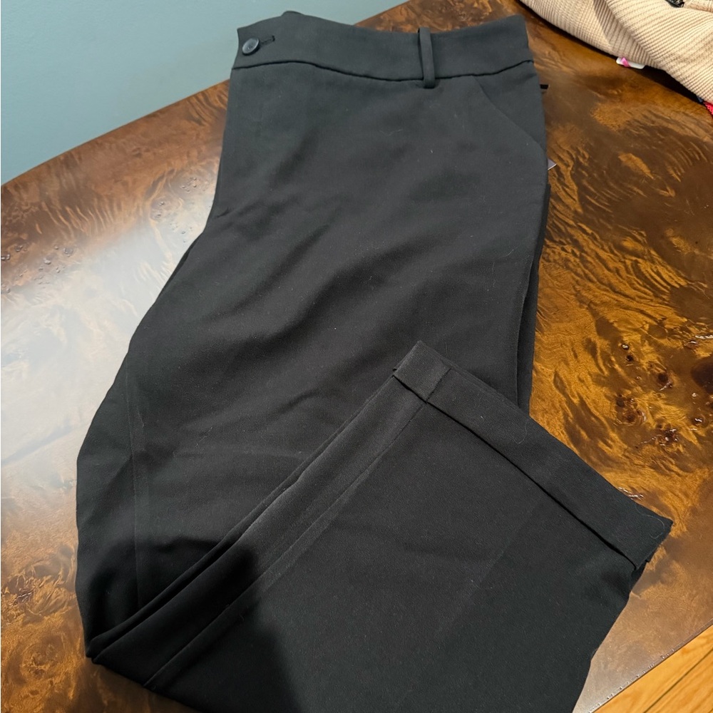 Women Black cropped Pants
